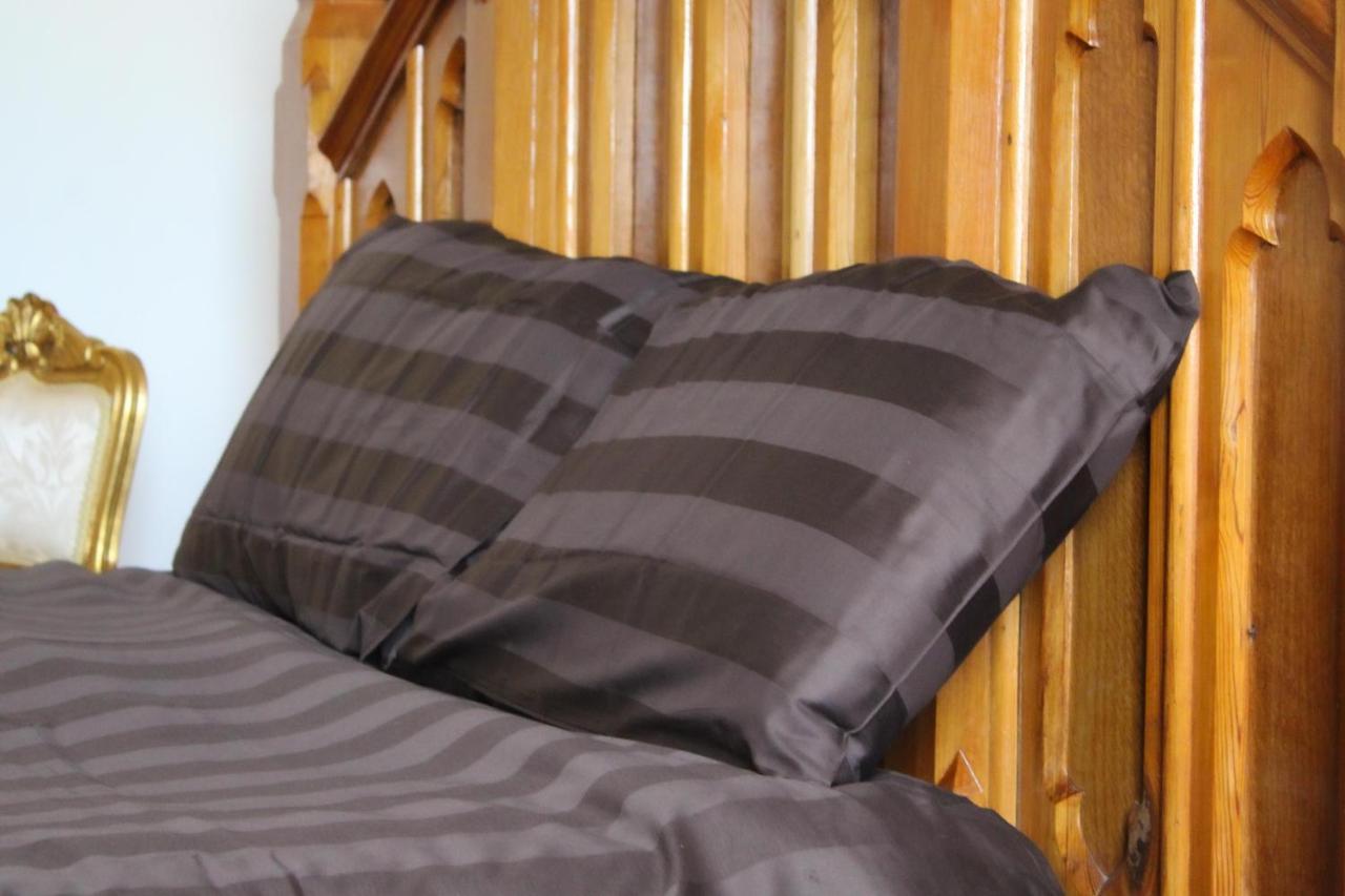 Lavish 2 Bed Sleeps 5 Near Lanark Appartement Carstairs Buitenkant foto