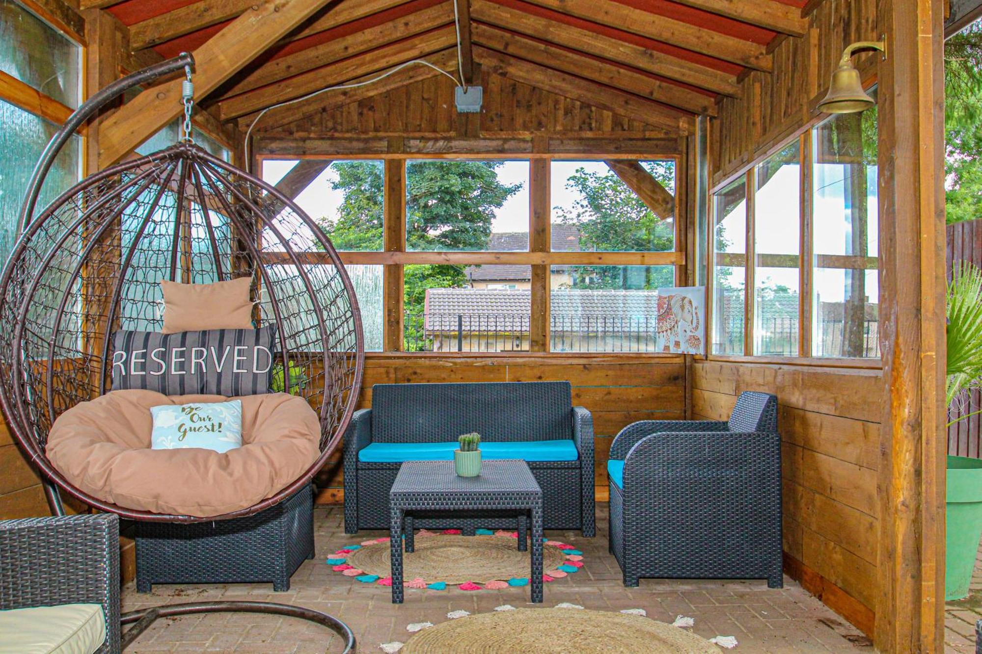 Lavish 2 Bed Sleeps 5 Near Lanark Appartement Carstairs Buitenkant foto